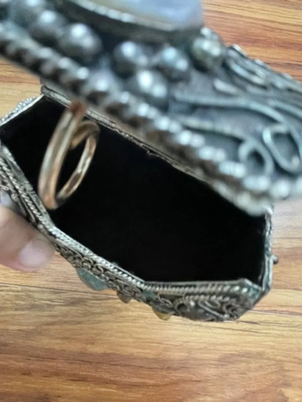 The Vintage Sajai Filigree Metal Purse with Agate Stones is a handcrafted piece